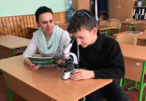 Учні з невеликого міста Хмільник перші на олімпіадах з біології